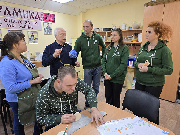 Сладкий день сотрудничества и дружбы! 
